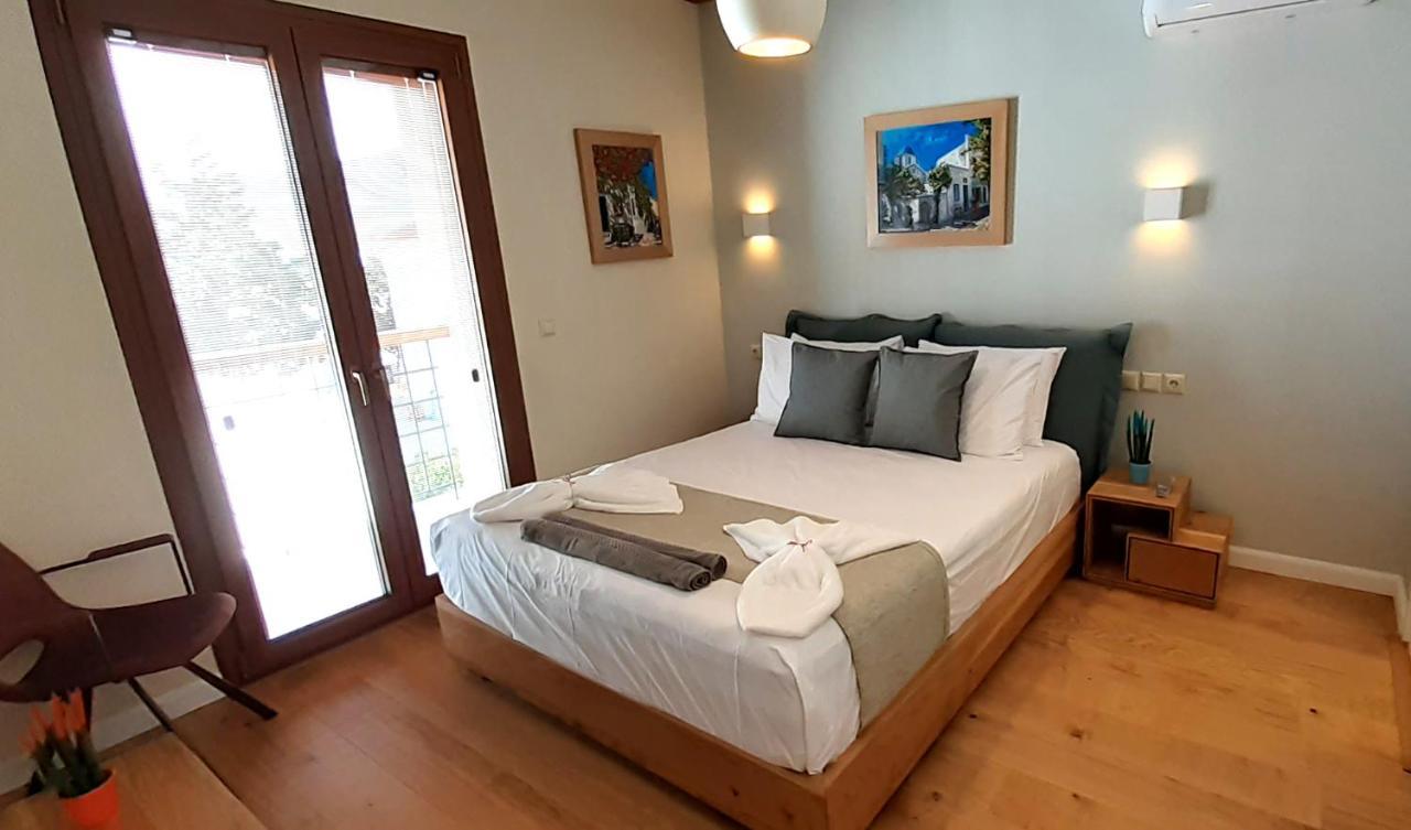 Andros 4 All Seasons Villas & Suites Ormos  ภายนอก รูปภาพ