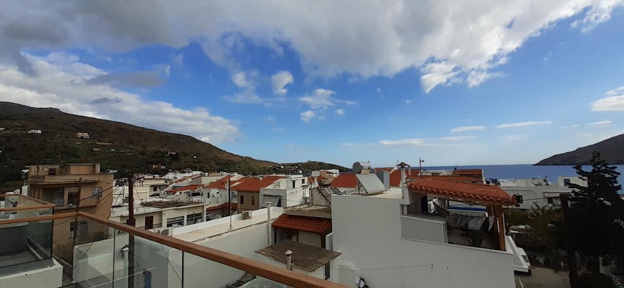 Andros 4 All Seasons Villas & Suites Ormos  ภายนอก รูปภาพ