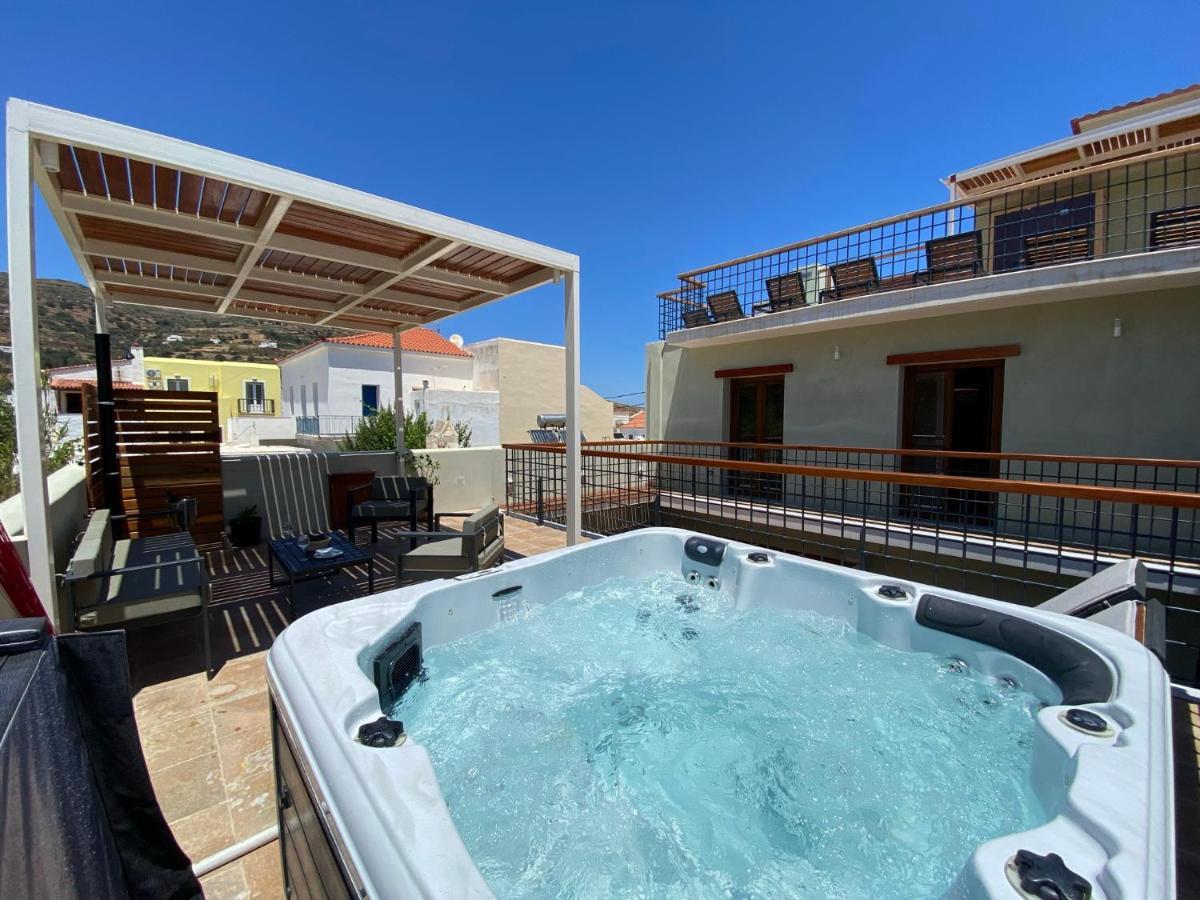 Andros 4 All Seasons Villas & Suites Ormos  ภายนอก รูปภาพ