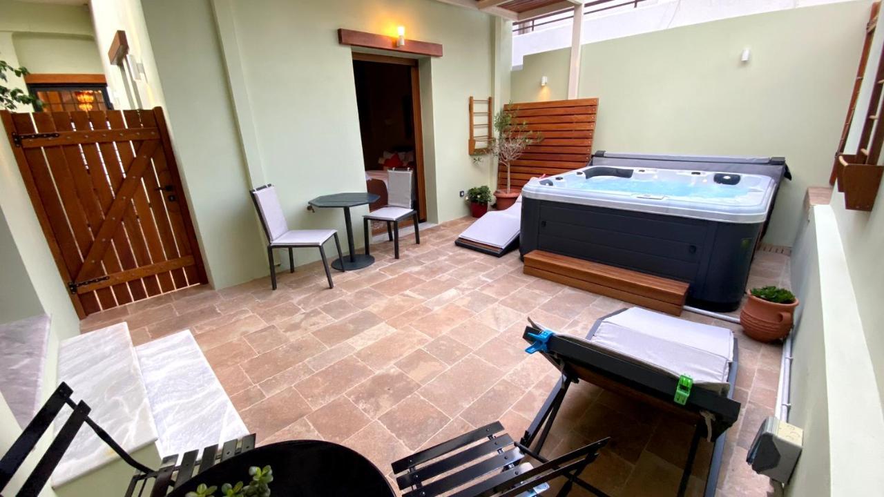 Andros 4 All Seasons Villas & Suites Ormos  ภายนอก รูปภาพ