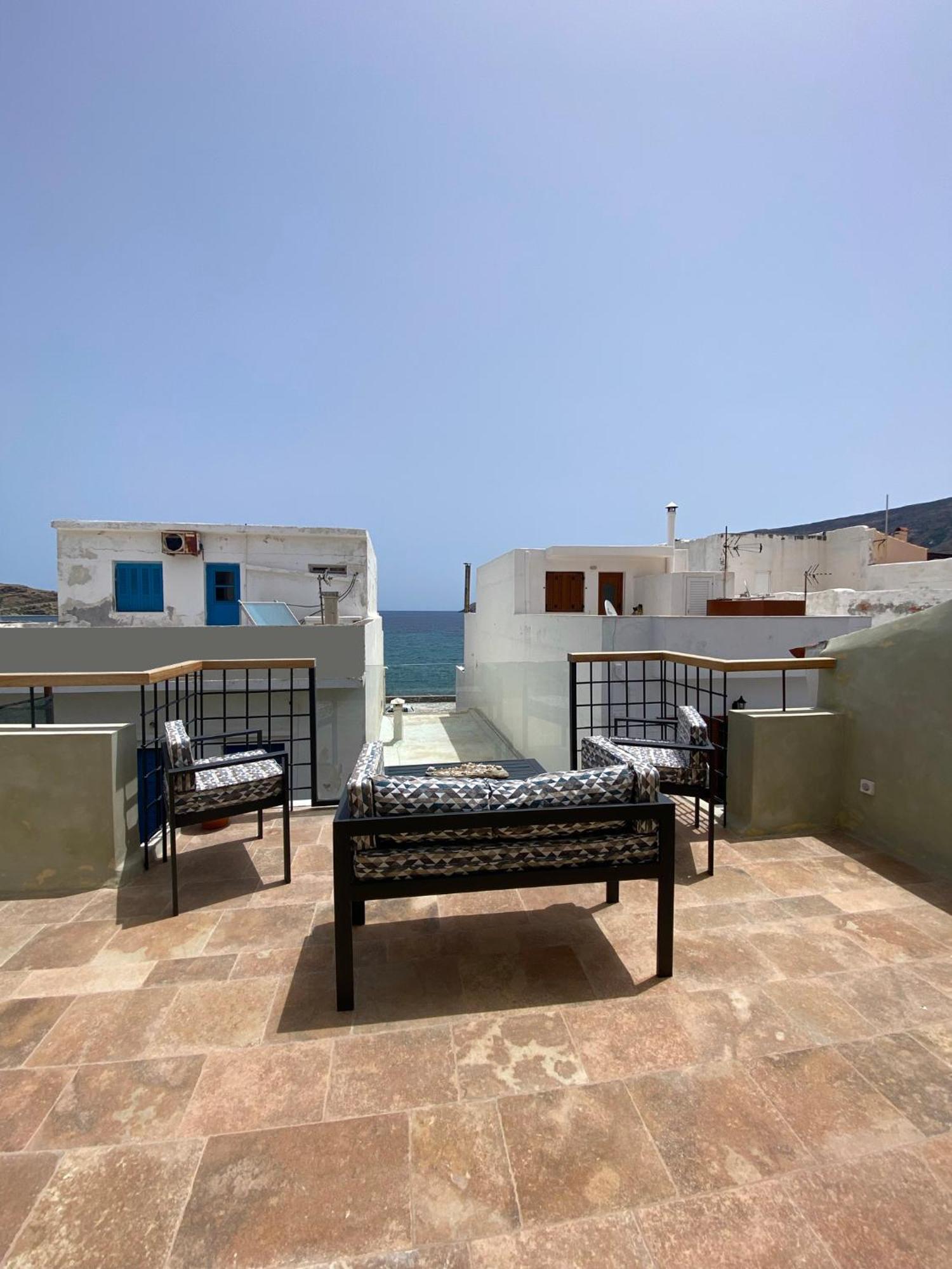 Andros 4 All Seasons Villas & Suites Ormos  ภายนอก รูปภาพ
